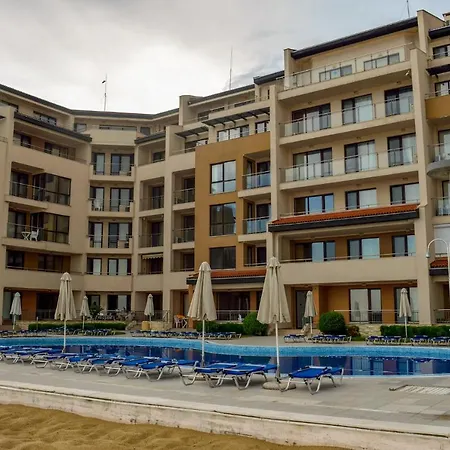 アパート 1 Bedroom Beachfront In Obzor Beach ブルガス